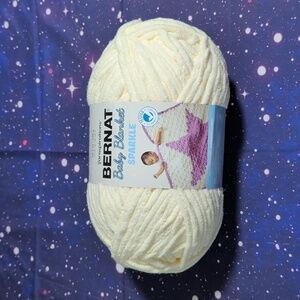 1 Brand New Skein Bernat Baby Blanket SPARKLE Yarn MOONLIGHT SPARKLE Smoke Free